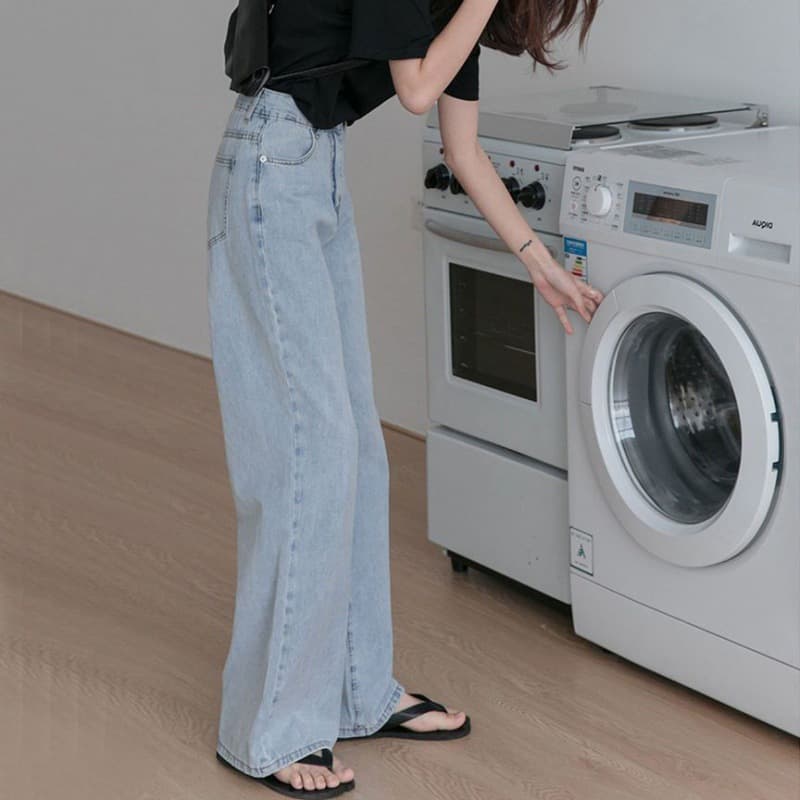 ママコーデ 楽ちんゆったりワイドデニム