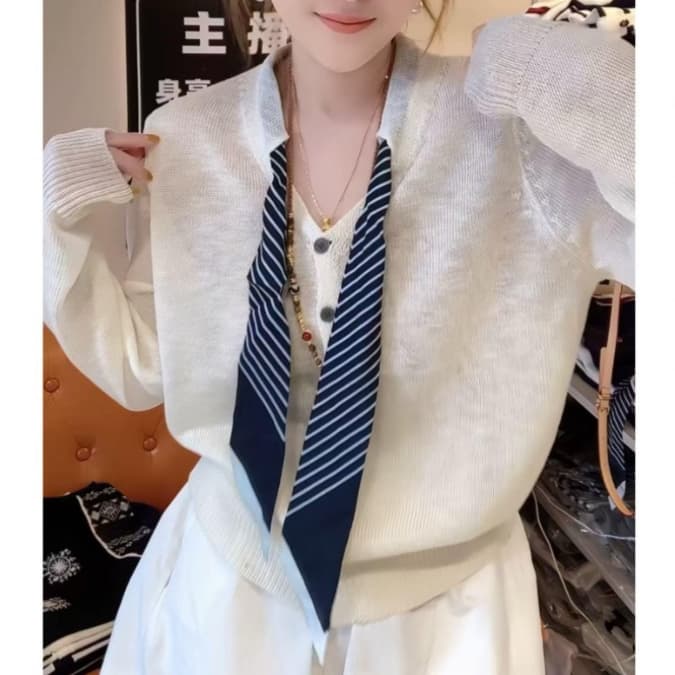 ママコーデ 発表会対応 縞模様巻き付け風ニット 秋冬新作 母親向け羽織物