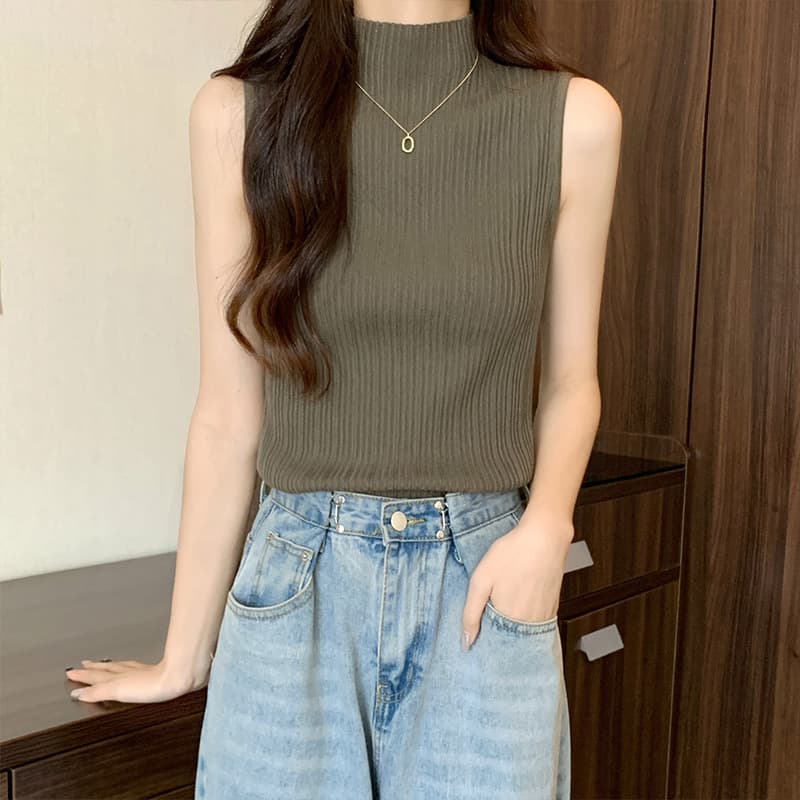 ママコーデ 立体リブ編み 洗練ノースリーブ ハイネック