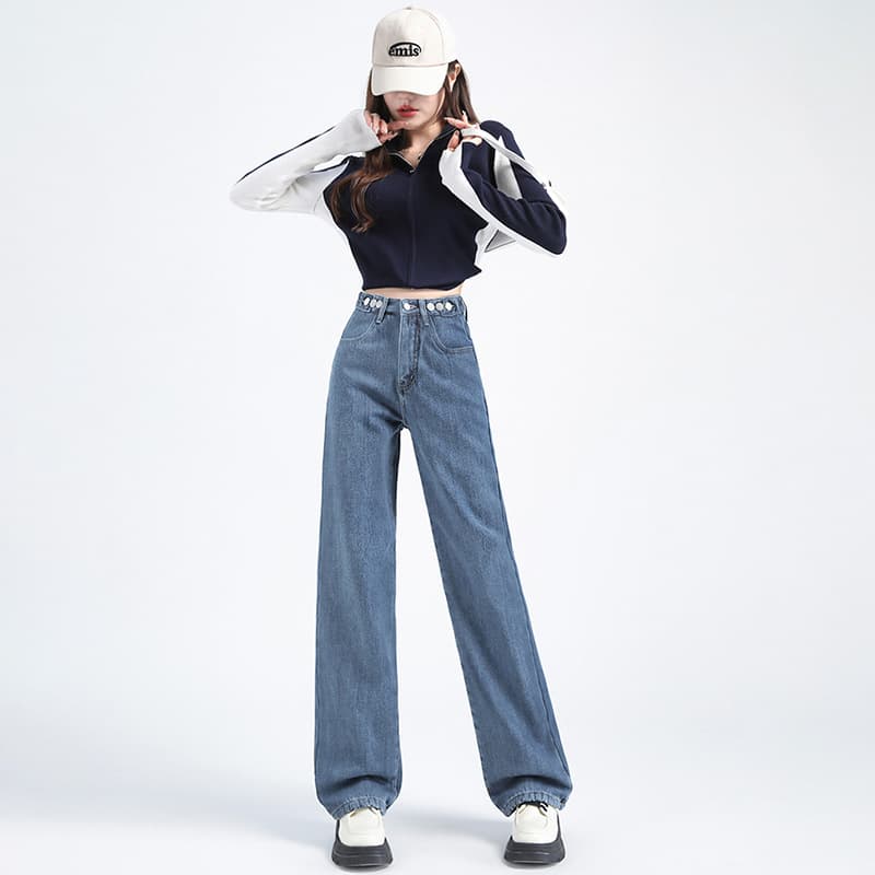 ママコーデ ゆったりストレート ママデニムパンツ