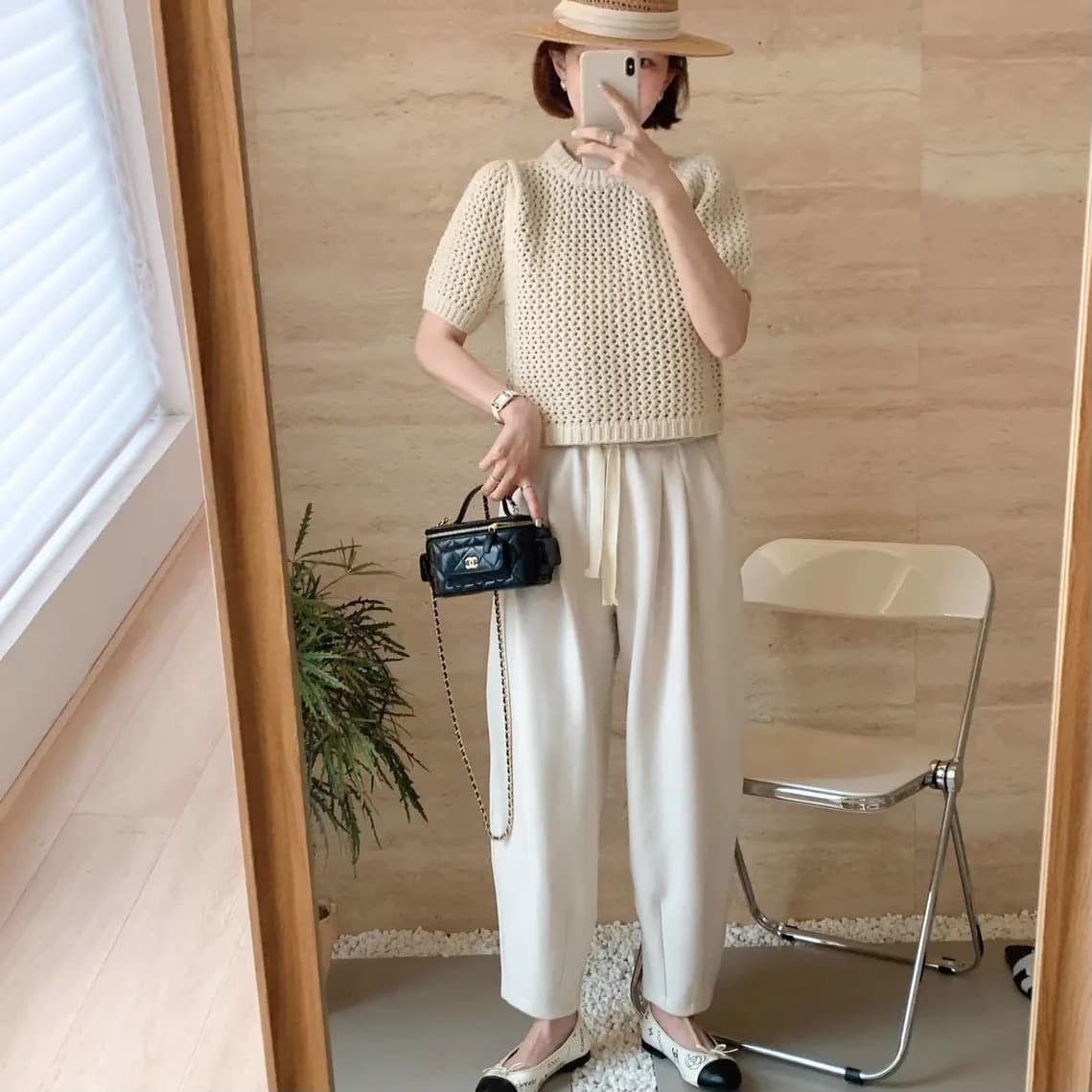 ママコーデ 透かし編みリブ袖ゆったりニットトップス