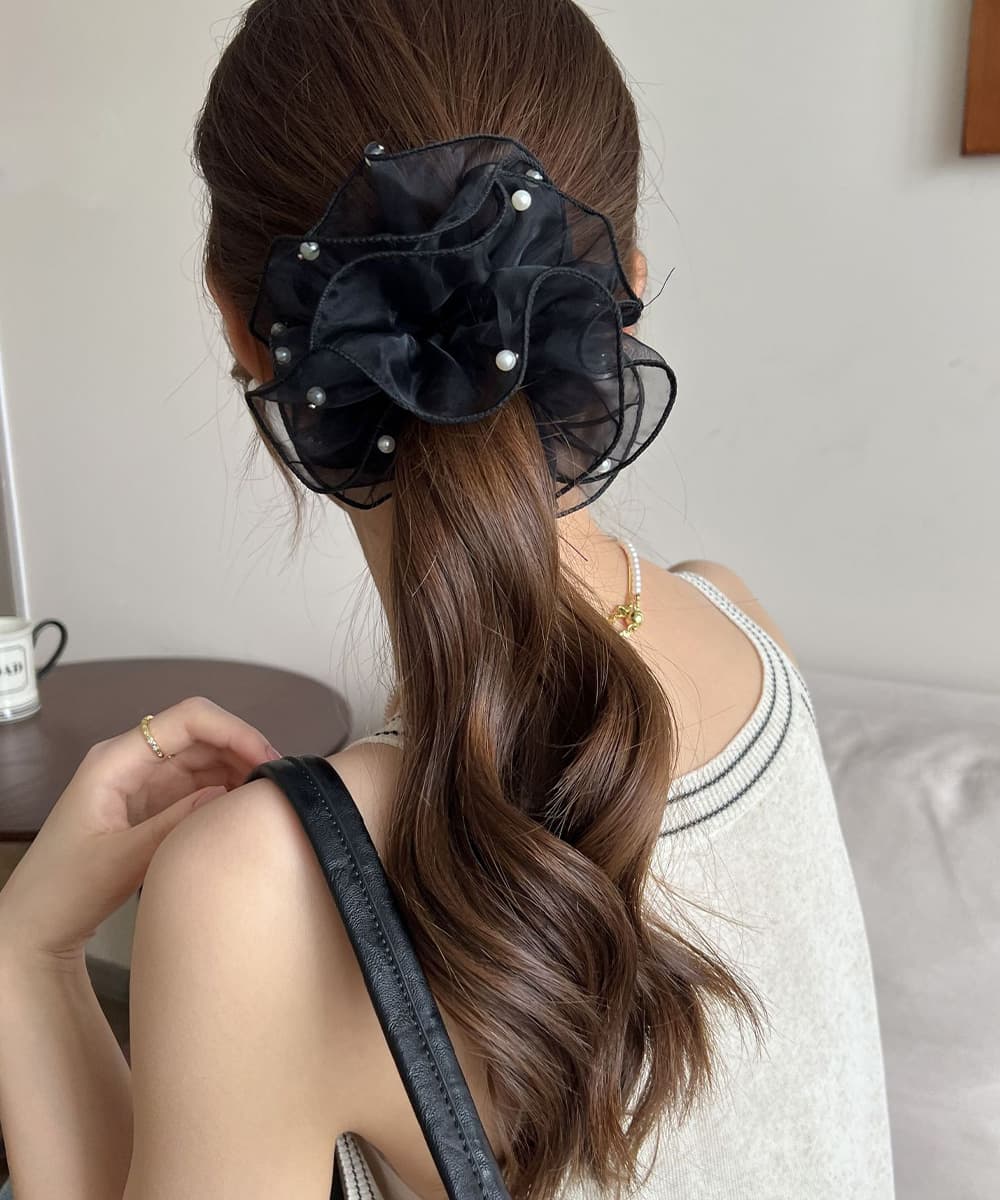 ママコーデ 発表会対応 透け感パール付きシュシュ ヘアゴム