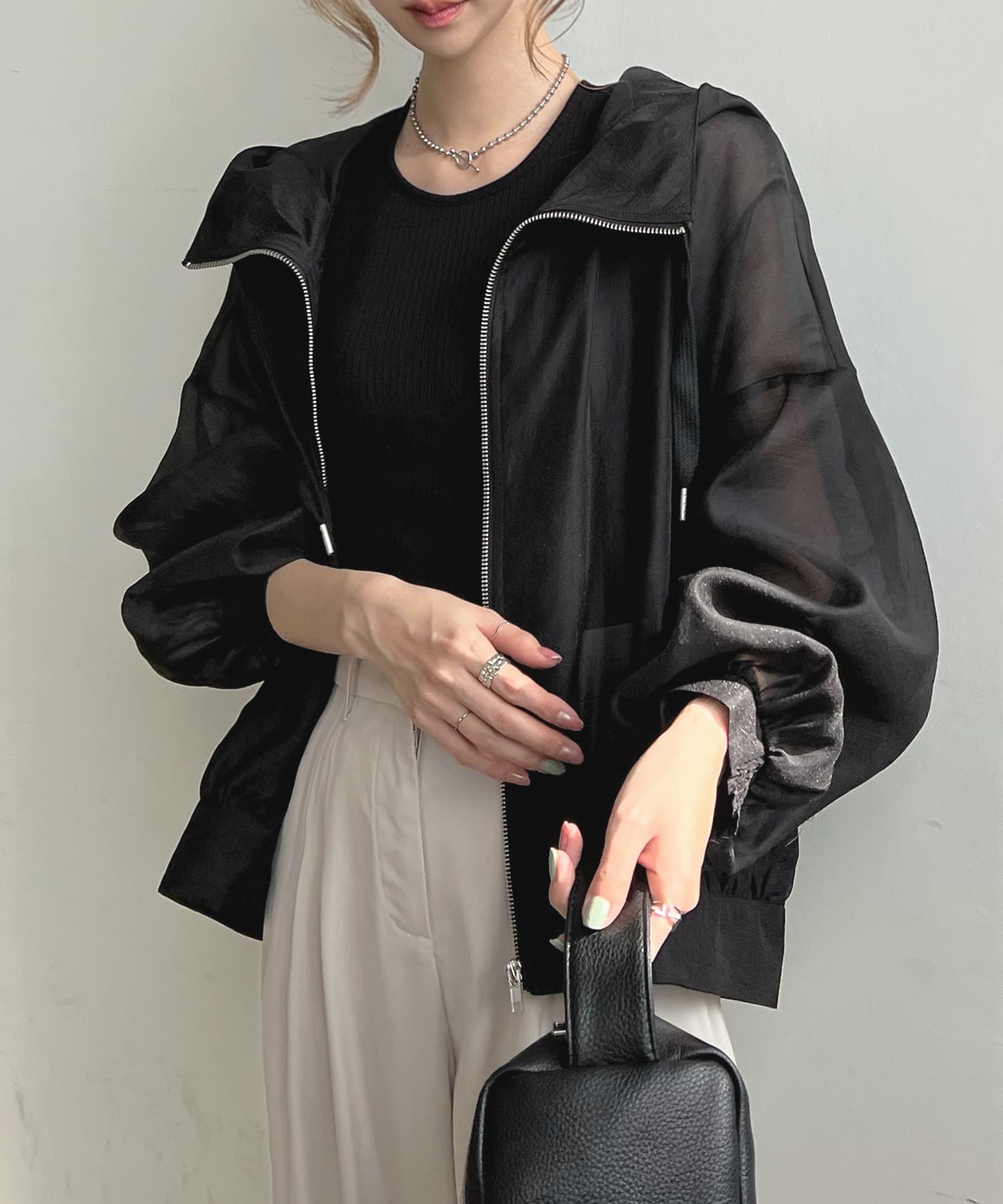 ママコーデ 透け感シアーブルゾン
