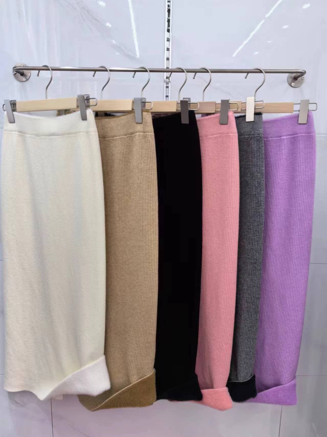 ママコーデ 上品ニットロングスカート