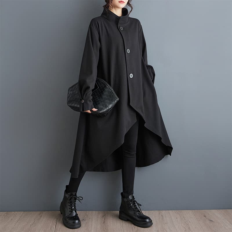 ママコーデ アシンメトリー裾フレアロングコート