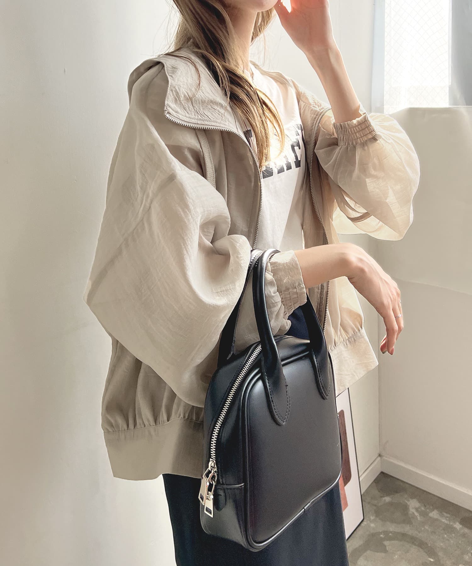 ママコーデ 透け感シアーブルゾン