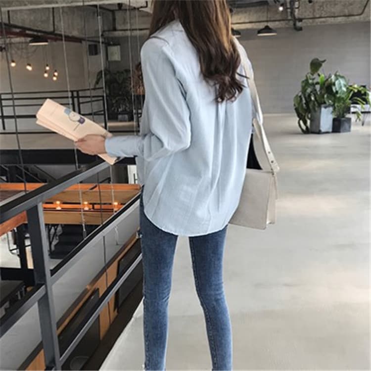 ママコーデ オーバーサイズ スタンドカラー 着回しブラウス