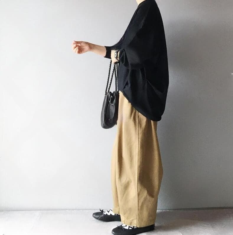 ママコーデ ゆったりバルーンパンツ＋スウェットシャツ
