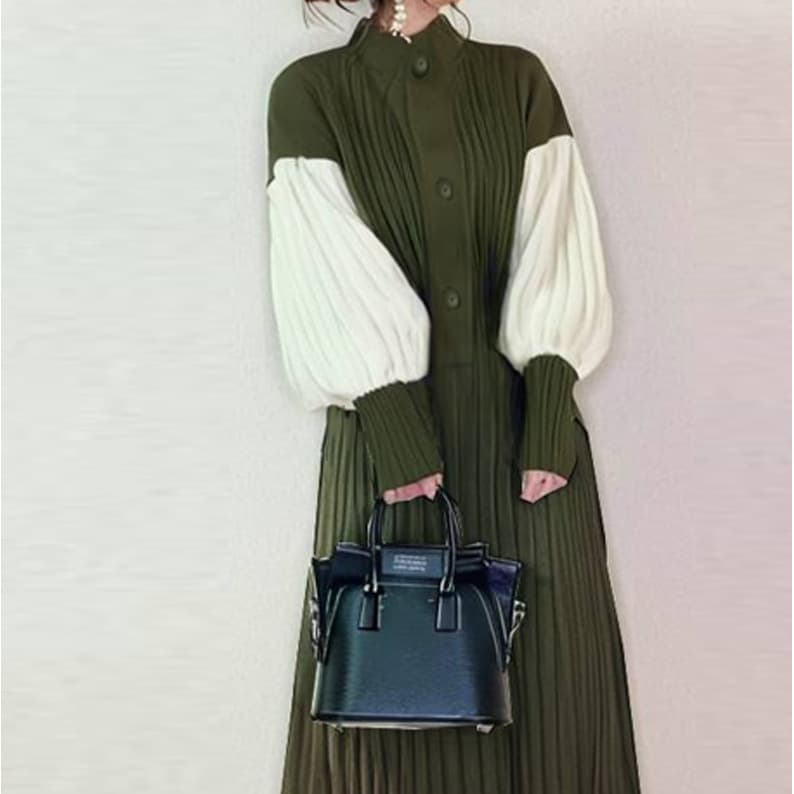 ママコーデ 上品プリーツ切替ボリュームドレスワンピース