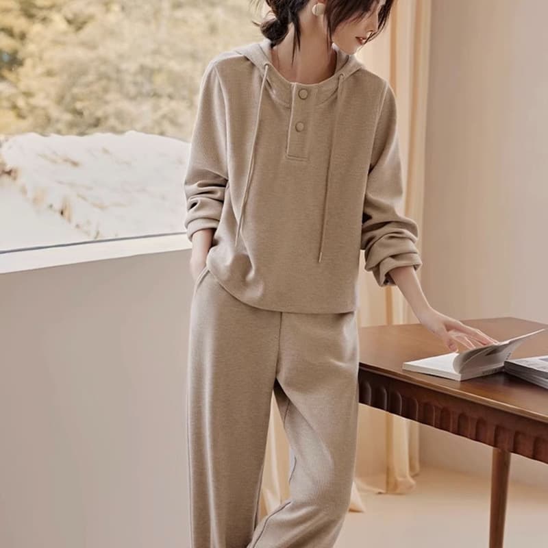 ママコーデ ゆったりくつろぎ部屋着フード付きセットアップ