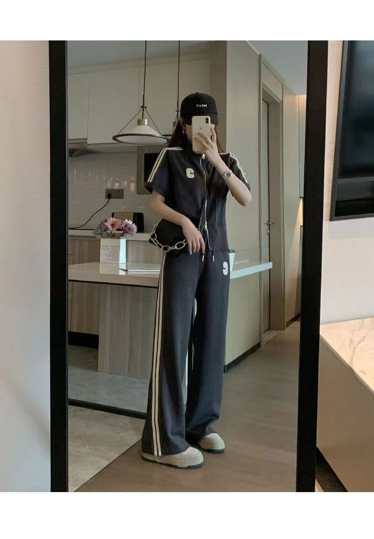 ママコーデ サイドラインセットアップ