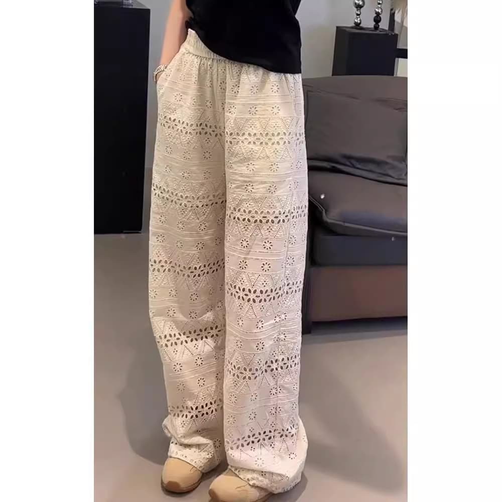 ママコーデ 花レース透かし模様ワイドパンツ