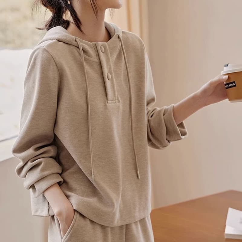 ママコーデ ゆったりくつろぎ部屋着フード付きセットアップ