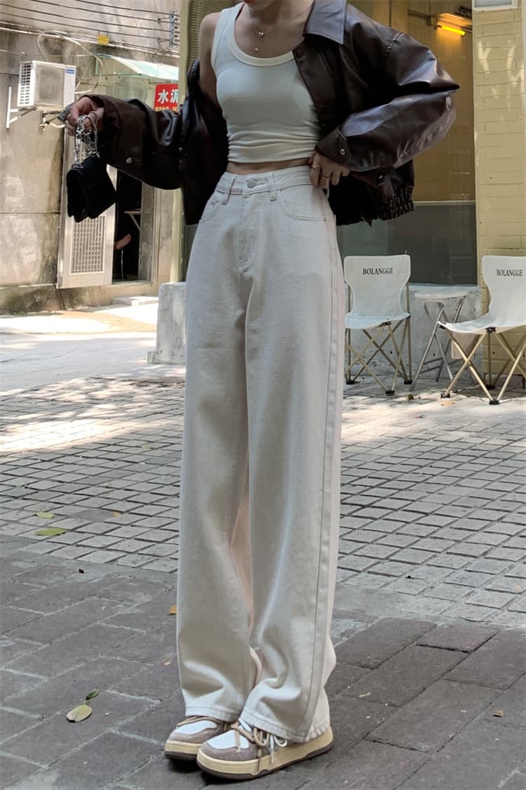 ママコーデ ゆったりワイドシルエットストレートパンツ