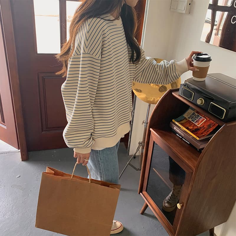 ママコーデ ゆったりボーダー切り替えトレーナー
