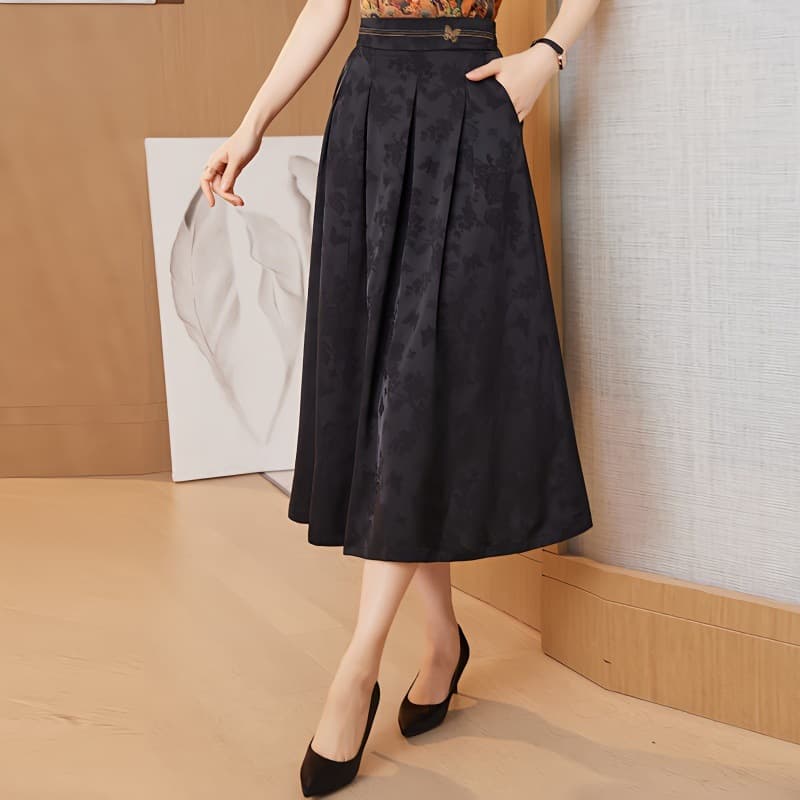 ママコーデ 大人可愛いフラワー柄フレアスカート