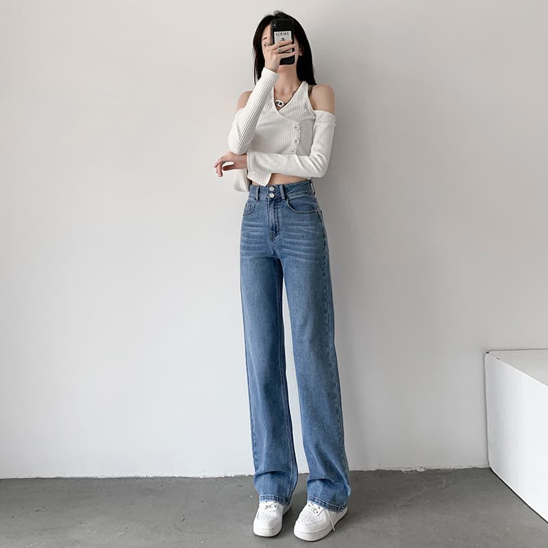 ママコーデ 美脚ストレートデニム ゆったりママパンツ