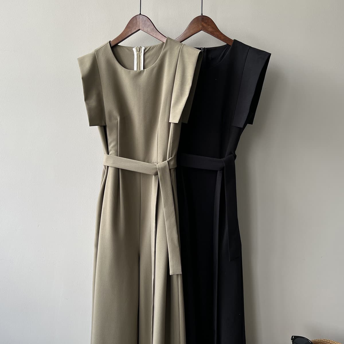 ママコーデ ノースリーブワイドパンツオールインワン