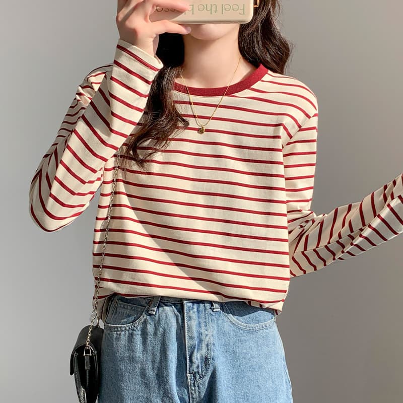 ママコーデ ゆったりボーダーカットソー