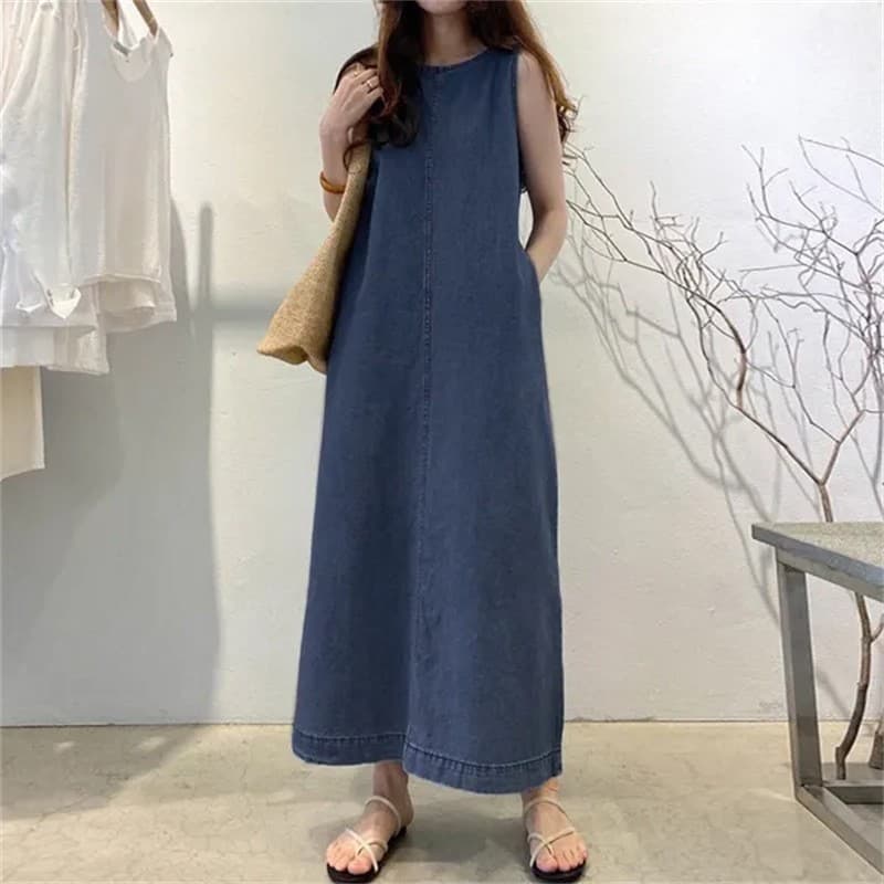 ママコーデ すっきりシルエット デニム風マキシワンピース