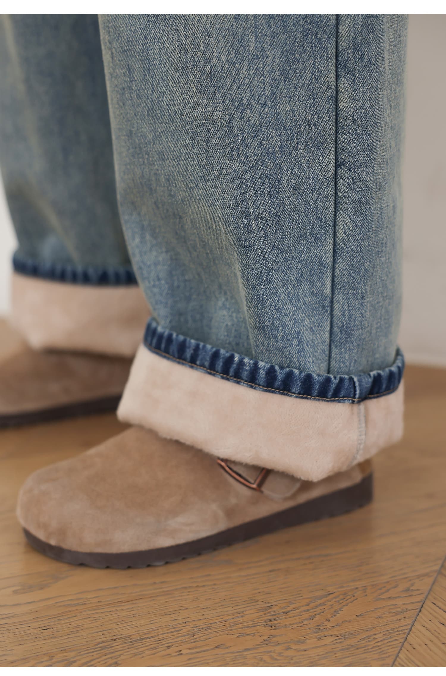 ママコーデ ゆったりストレートデニムパンツ