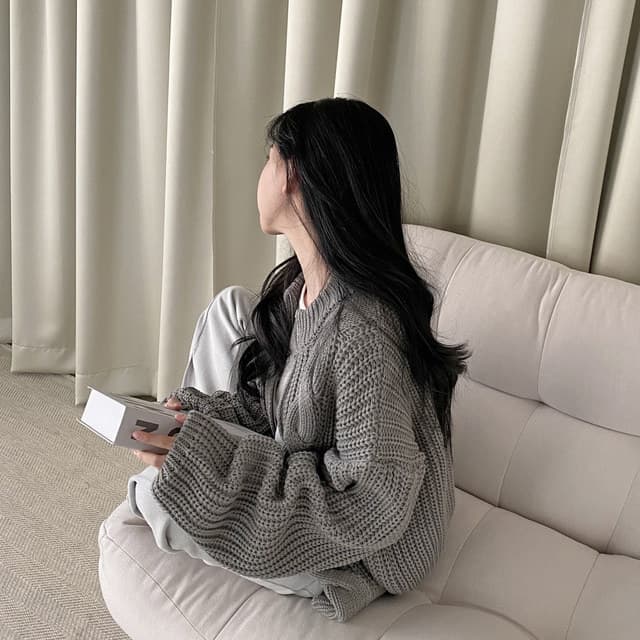 ママコーデ ふんわり柔らか ケーブル編みジップカーディガン