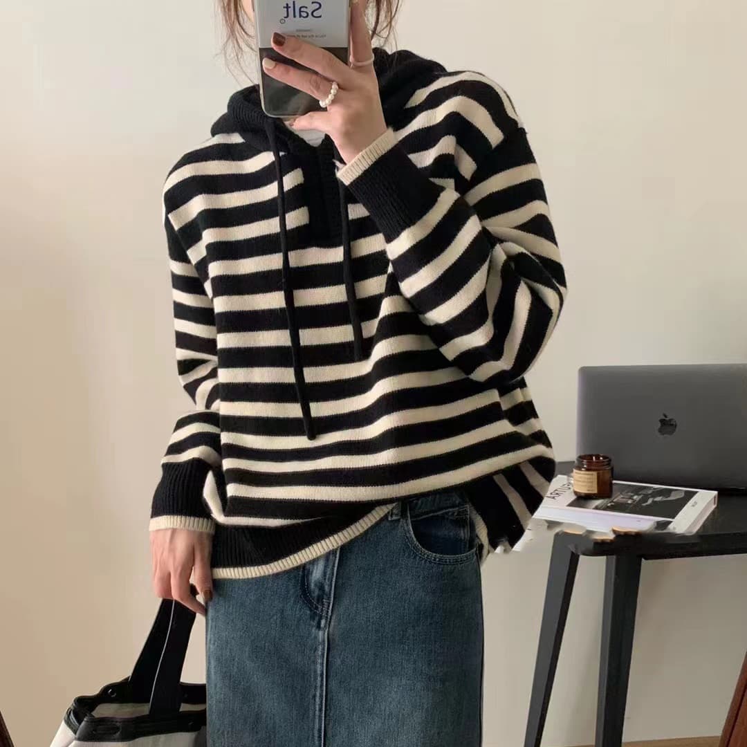 ママコーデ ゆったりボーダーフードニット