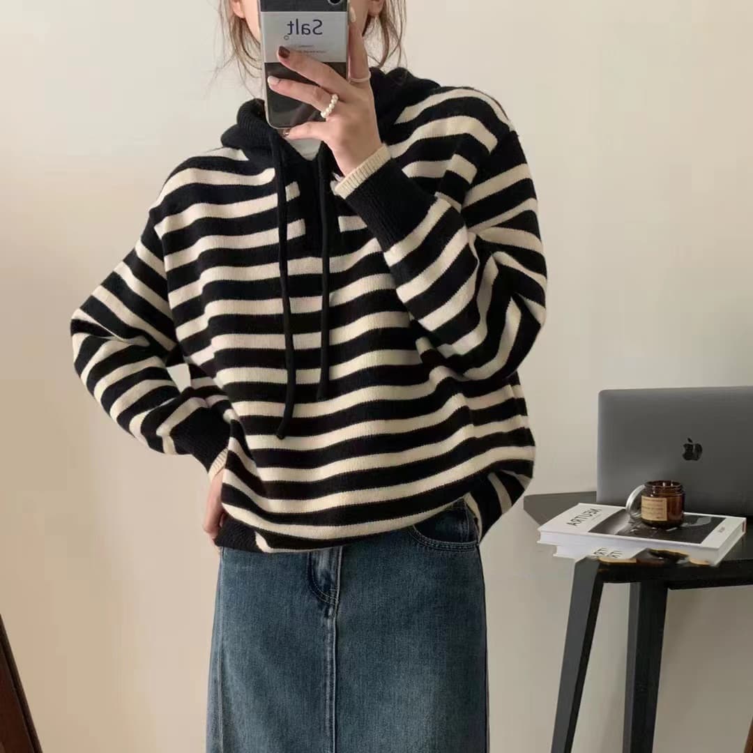 ママコーデ ゆったりボーダーフードニット